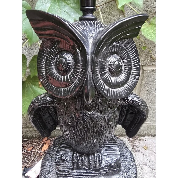 Black Owl Resin Table Lamp 14" Tall 7.5" Diameter Base - Picture 6 of 6